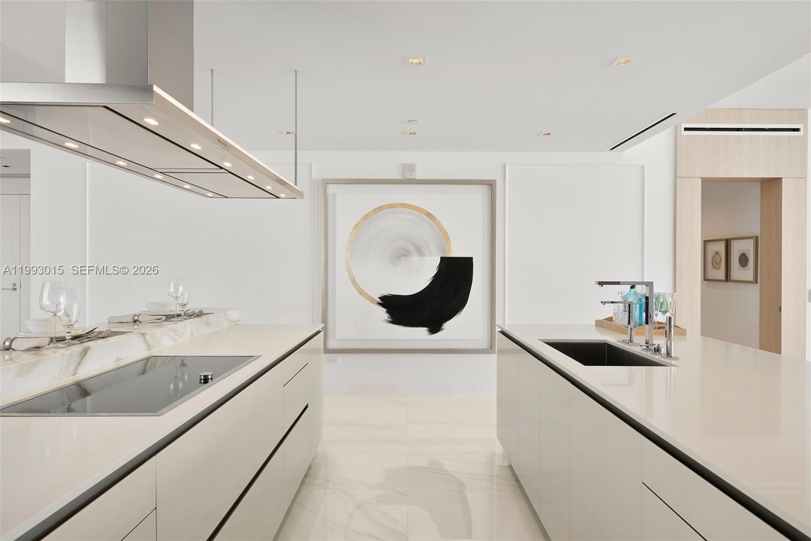 image Turnberry Ocean Club21