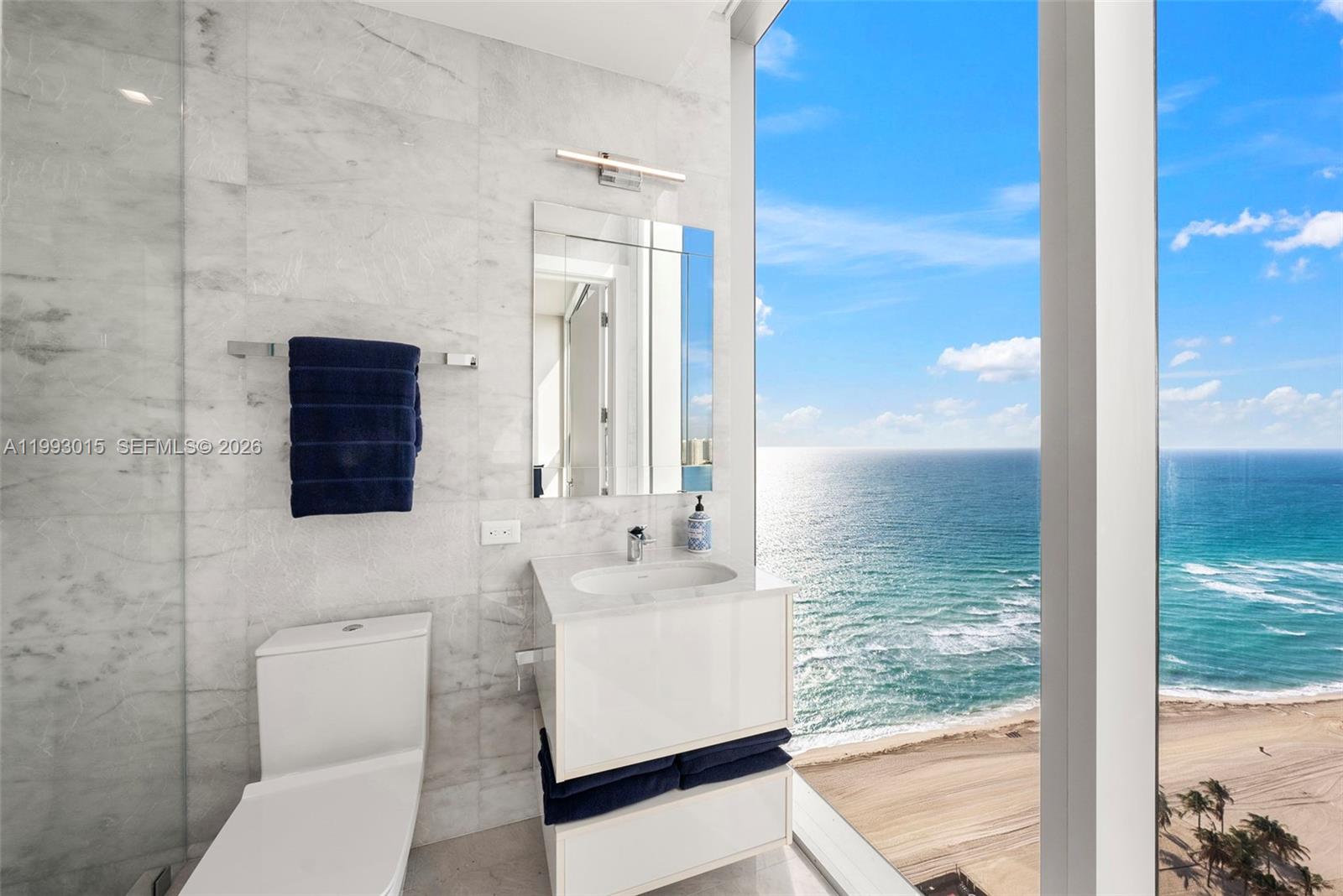 image Turnberry Ocean Club36