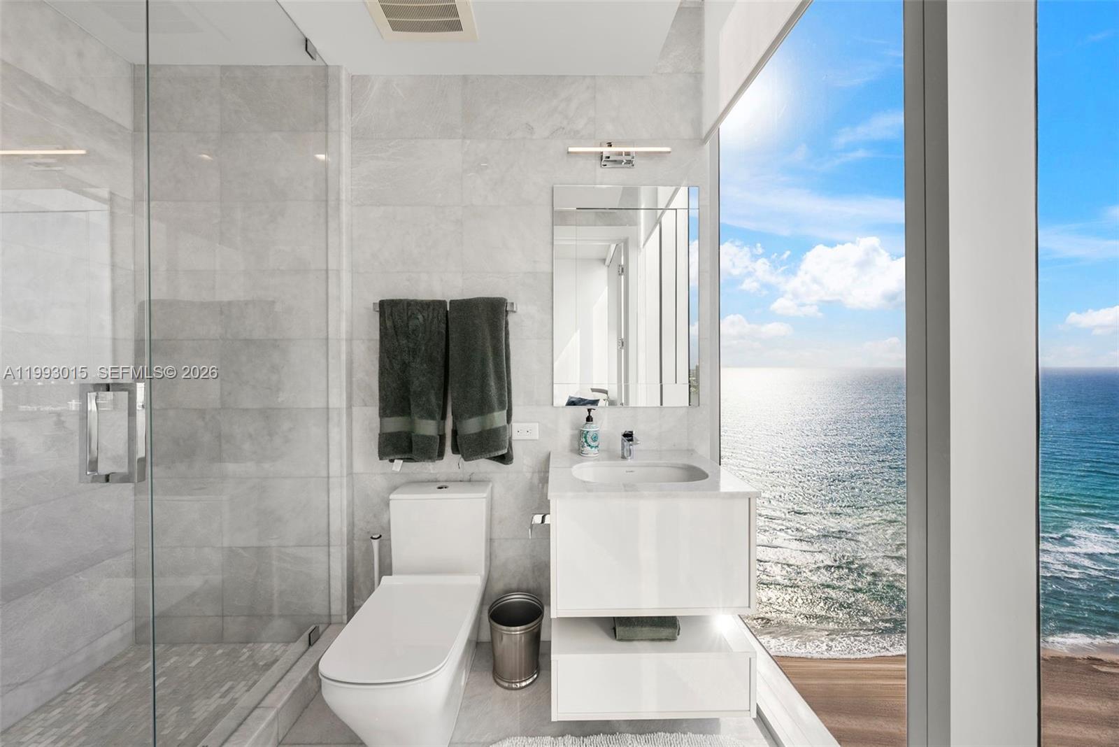 image Turnberry Ocean Club40