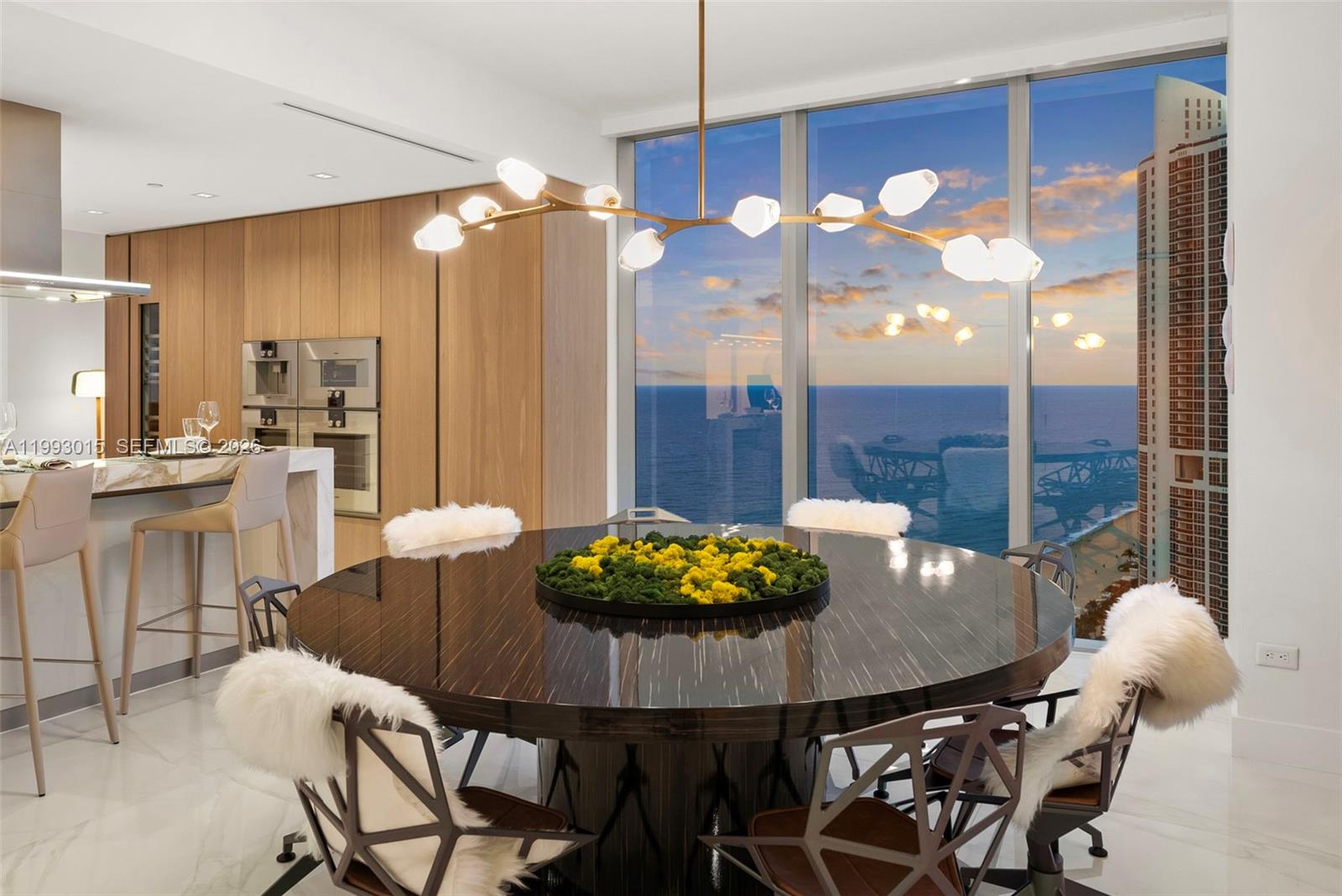 image Turnberry Ocean Club56