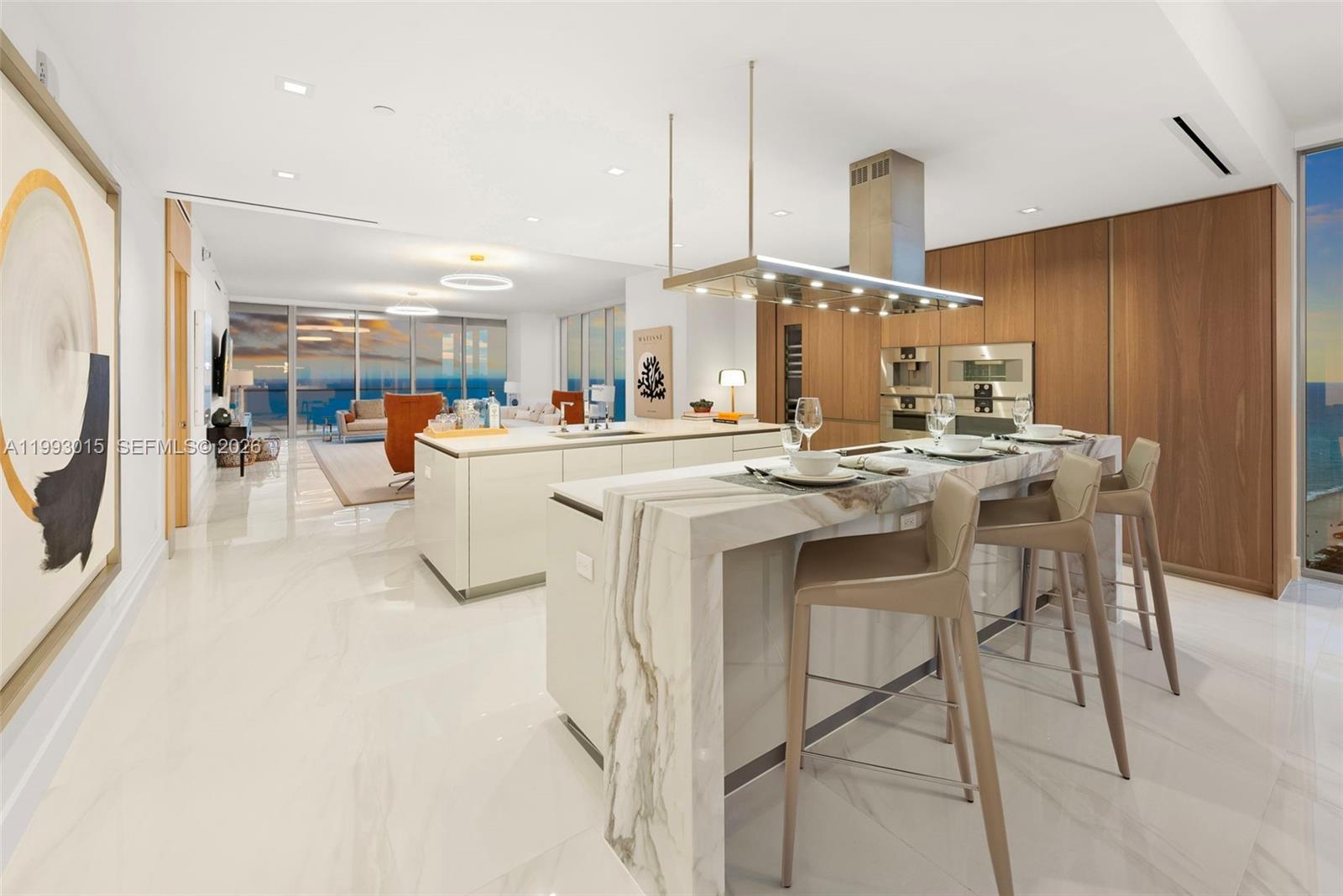 image Turnberry Ocean Club57