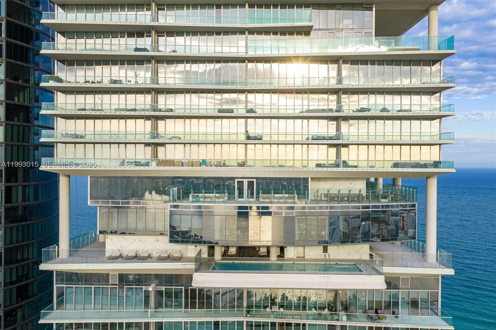 image Turnberry Ocean Club7