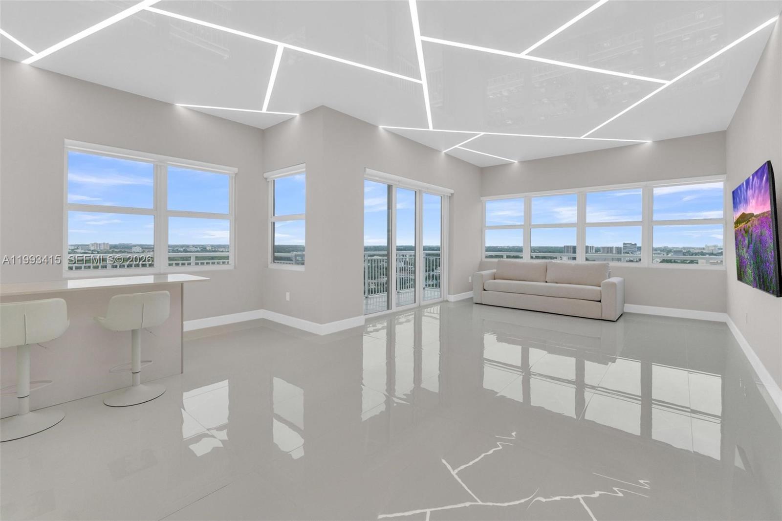 18011 Biscayne Blvd #PH04 Aventura, FL 33160