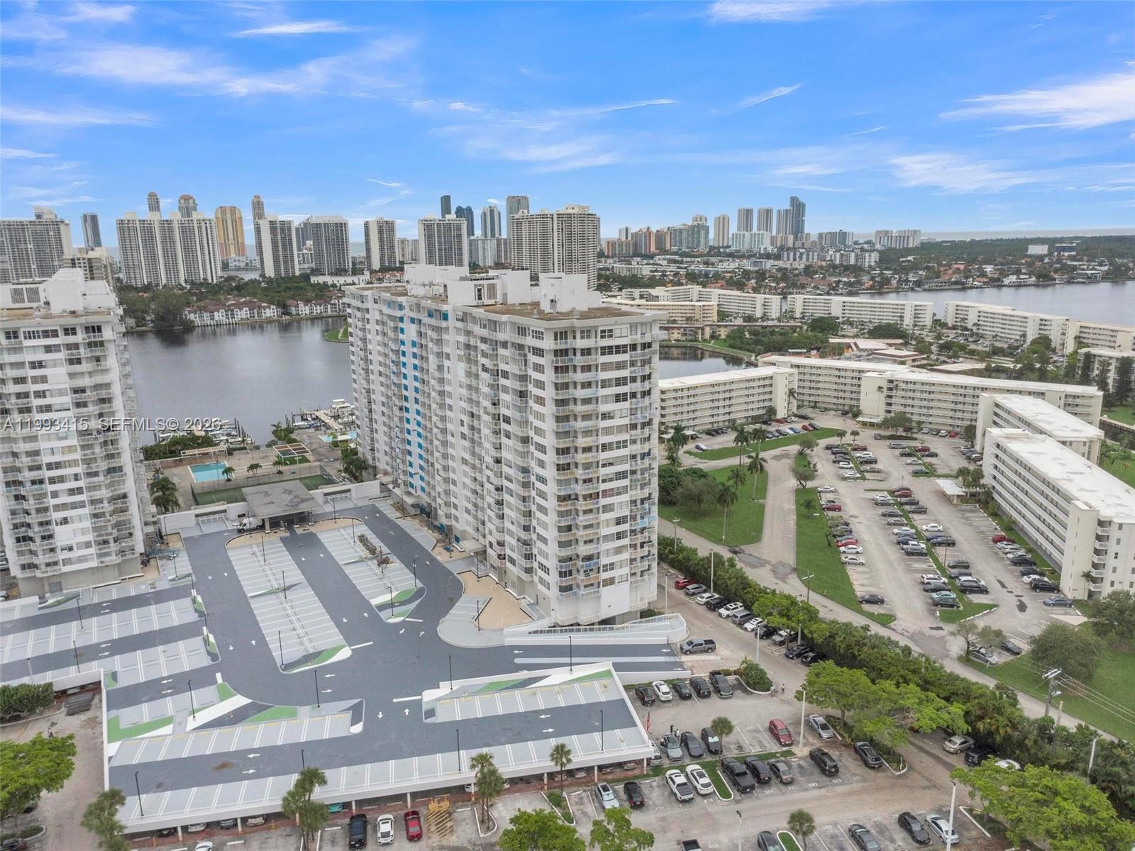 18011 Biscayne Blvd #PH04 Aventura, FL 33160