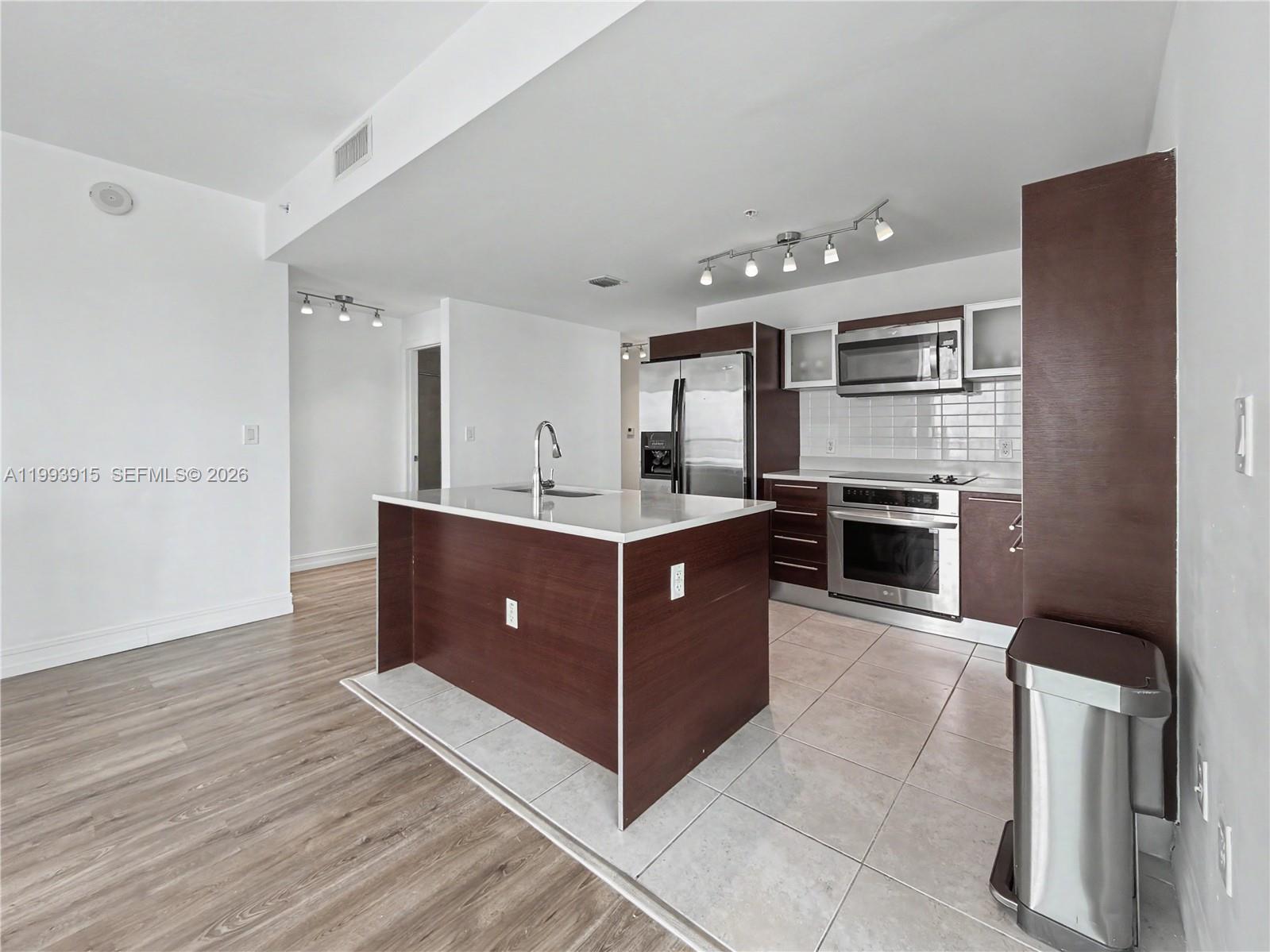 image Quantum on the Bay4