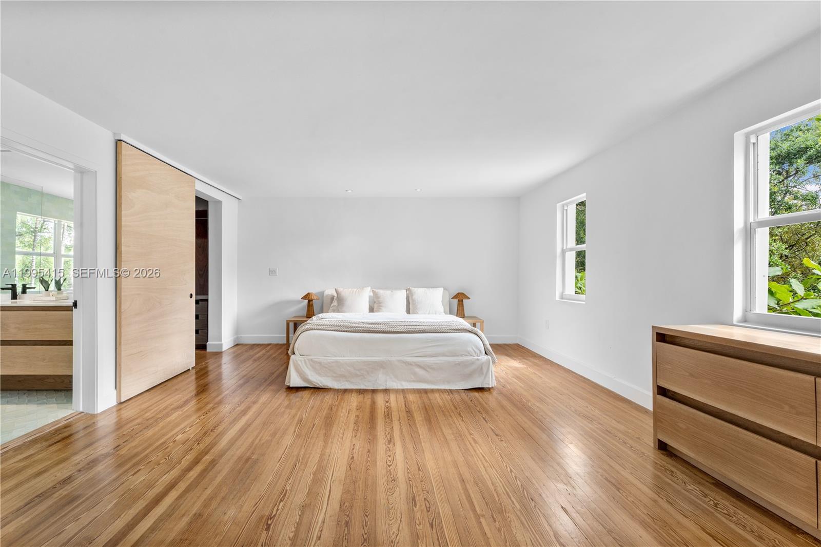 5812 Alton Rd Miami Beach, FL 33140