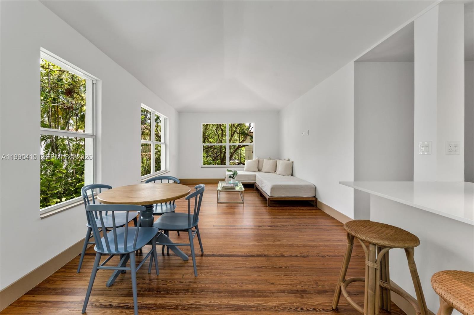 5812 Alton Rd Miami Beach, FL 33140