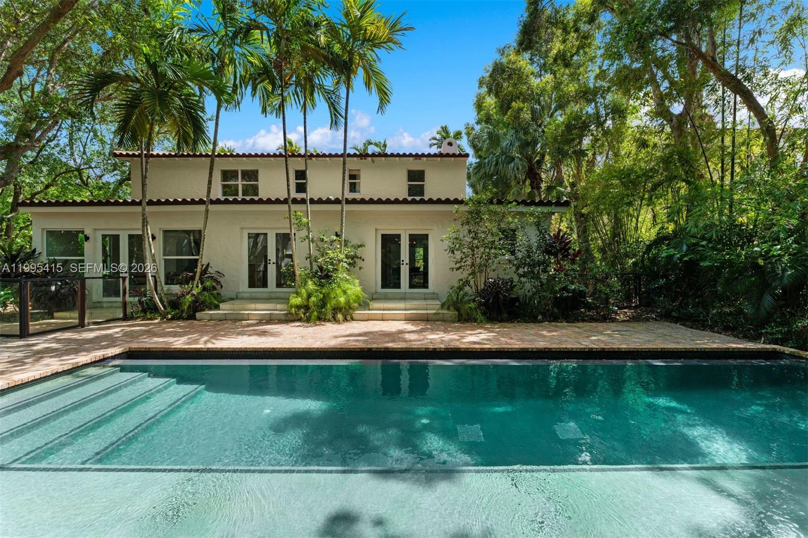 5812 Alton Rd Miami Beach, FL 33140