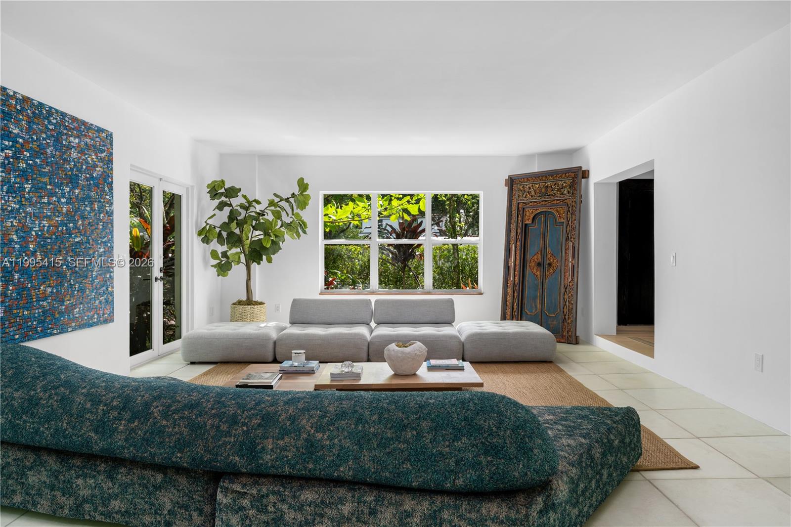 5812 Alton Rd Miami Beach, FL 33140