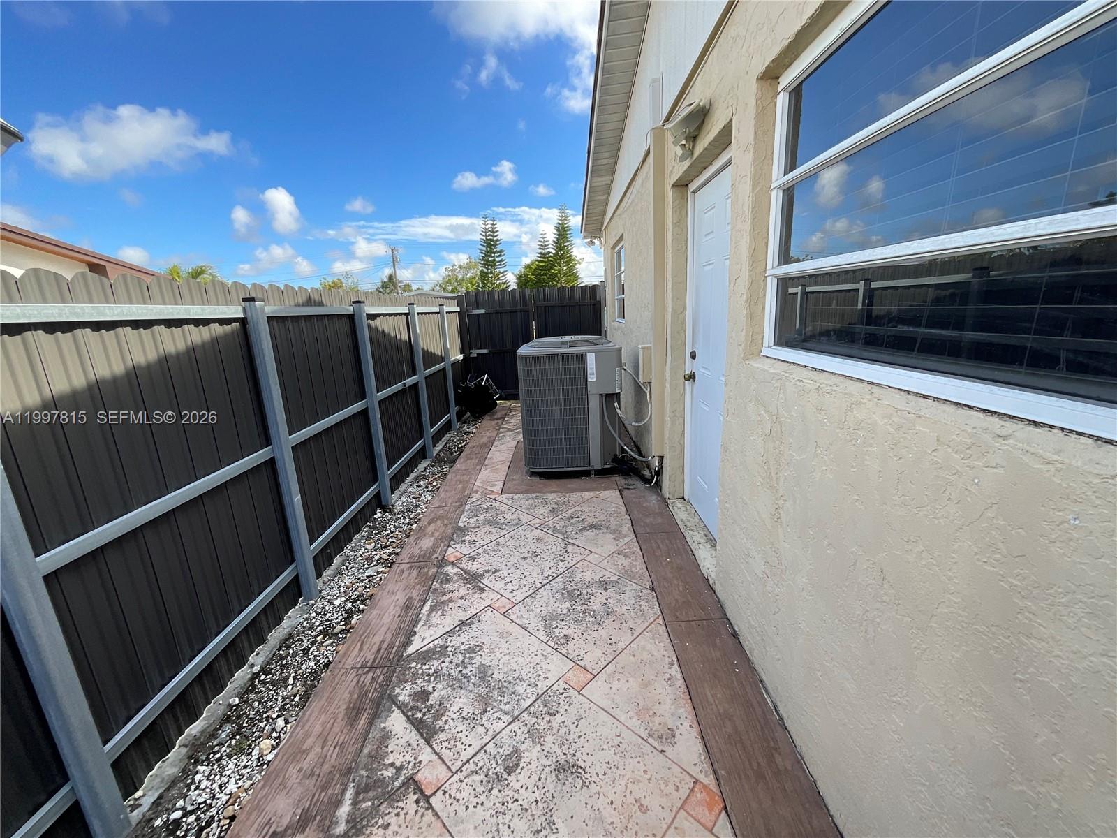 11801 SW 172nd St #2 Miami, FL 33177