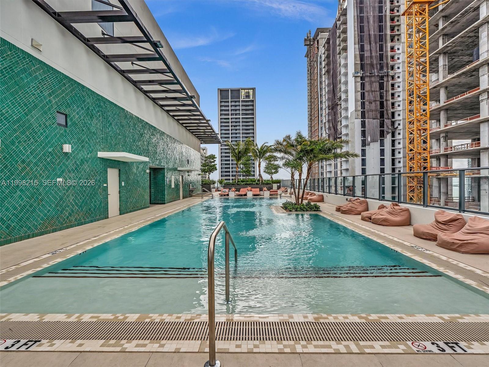 image The Crosby Miami Worldcenter25
