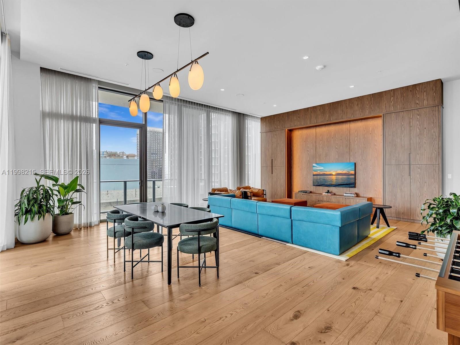 image The Crosby Miami Worldcenter40