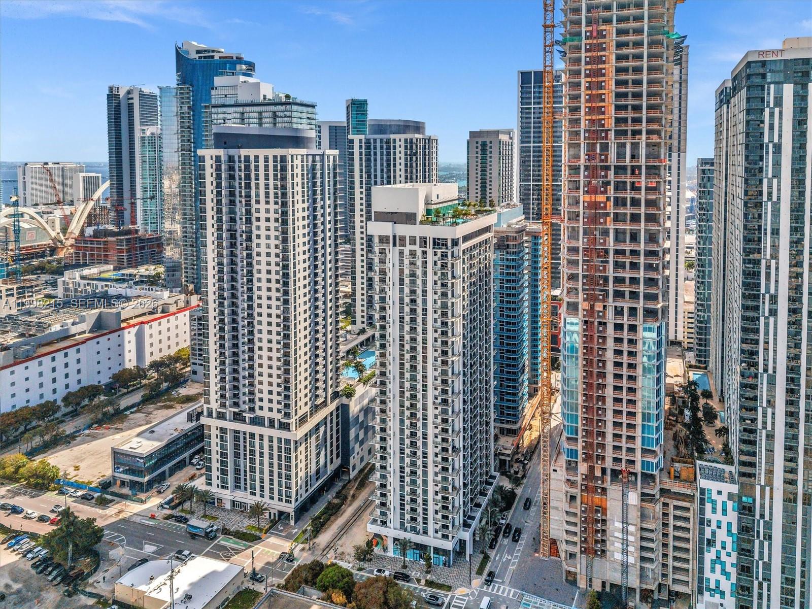 image The Crosby Miami Worldcenter43