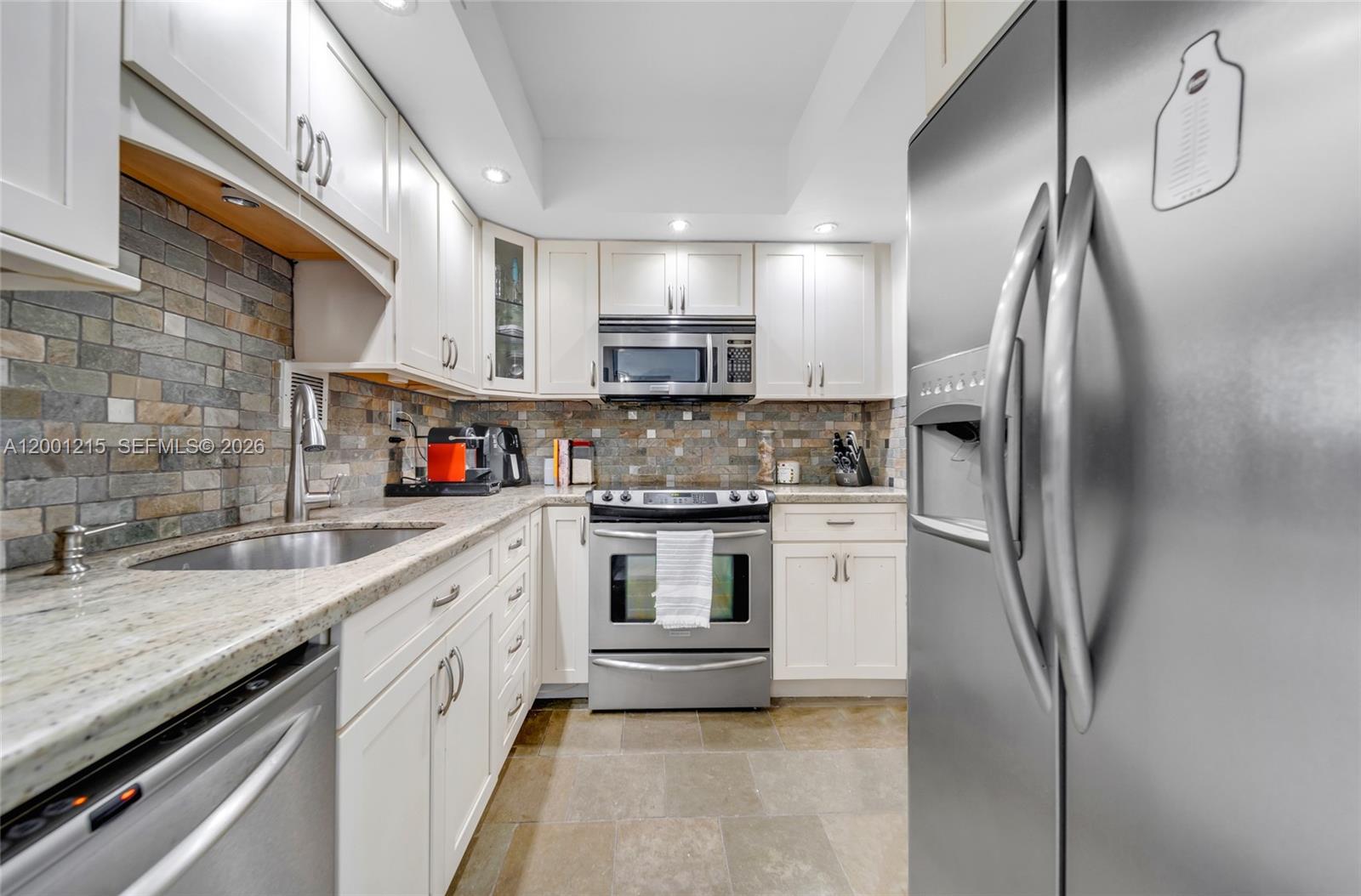 image Mirador 1200 (North Tower)17