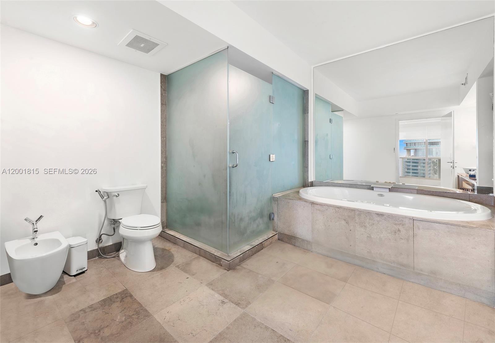 450 Alton Rd #2704 Miami Beach, FL 33139