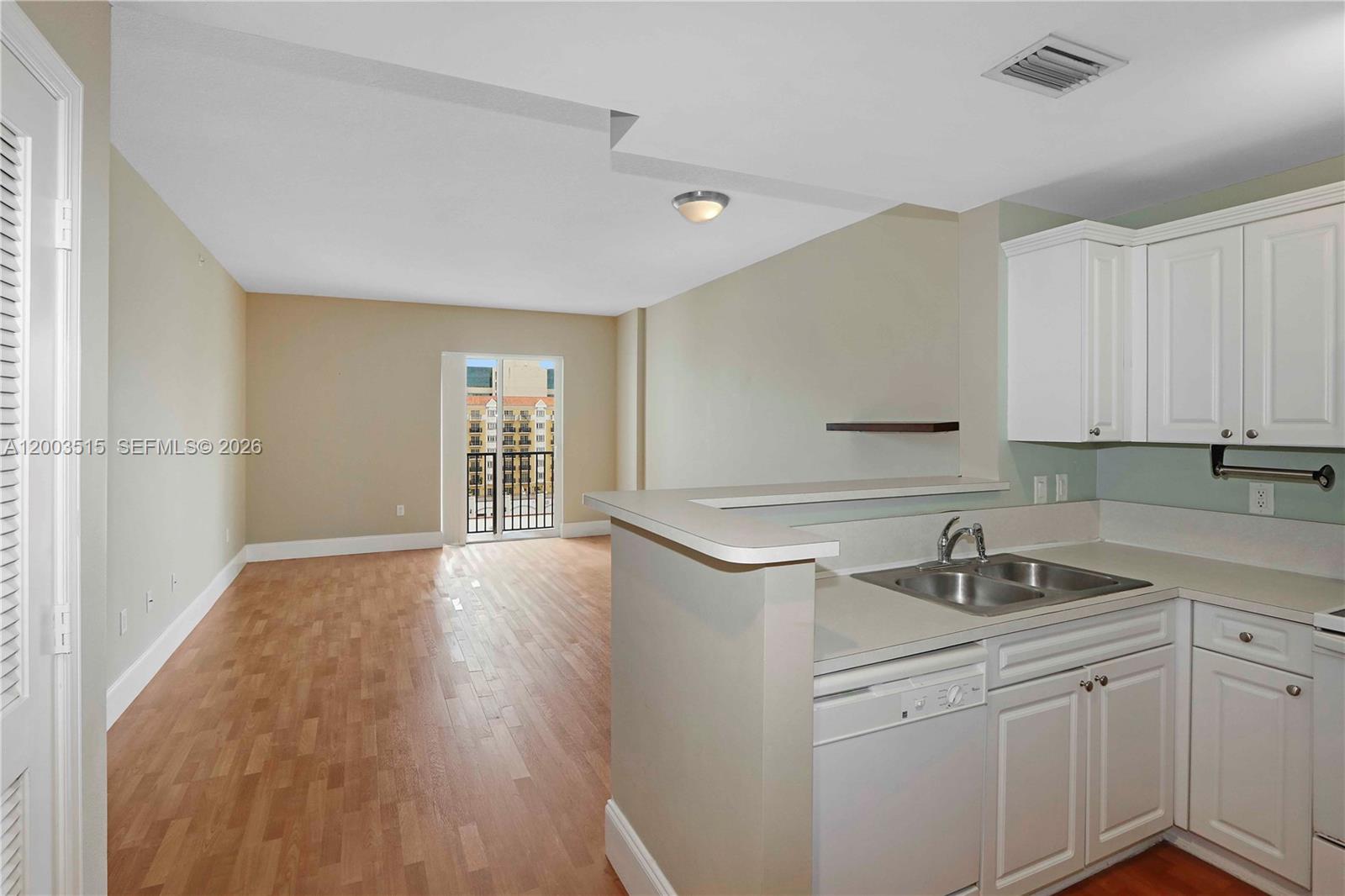 image Ten Aragon Condo1