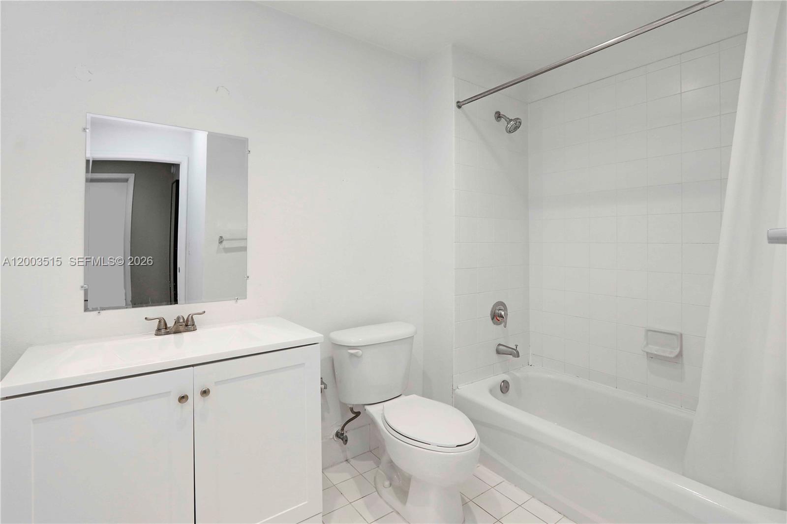 image Ten Aragon Condo19