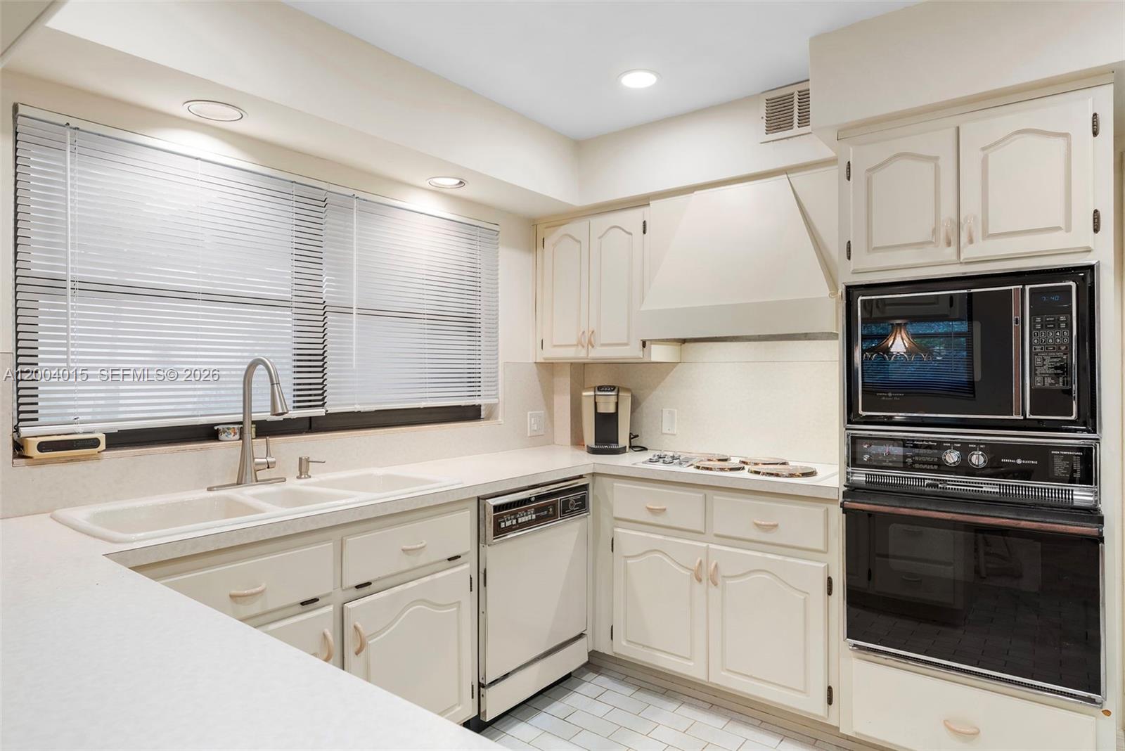 3030 N Atlantic Blvd Fort Lauderdale, FL 33308