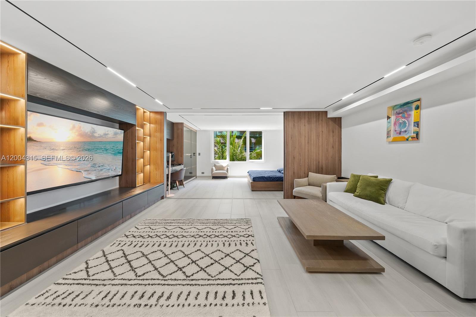 2301 Collins Ave #432 Miami Beach, FL 33139