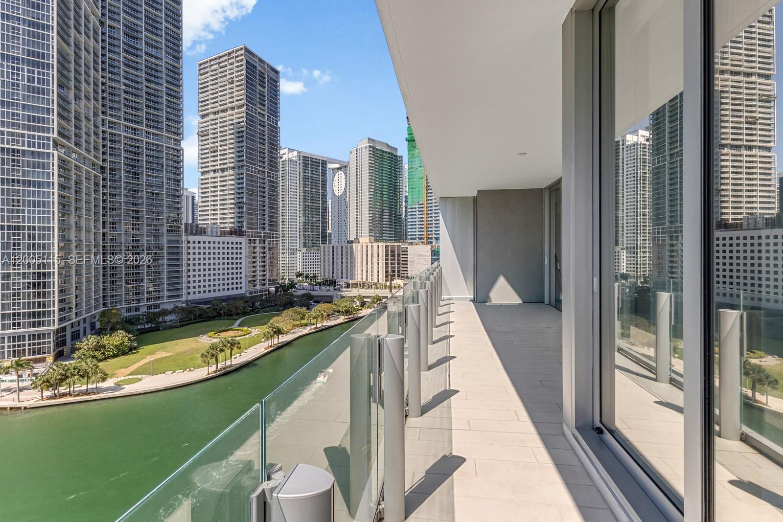 300 Biscayne Blvd Way #1002 Miami, FL 33131