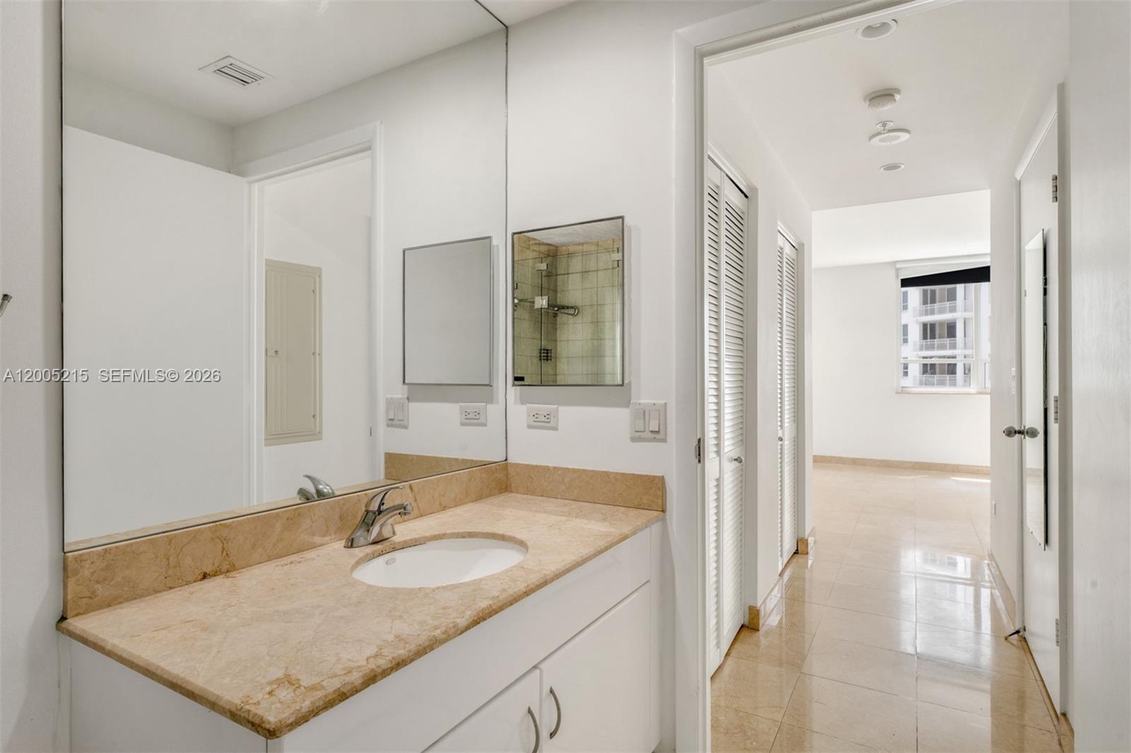801 Brickell Key Blvd #1503 Miami, FL 33131