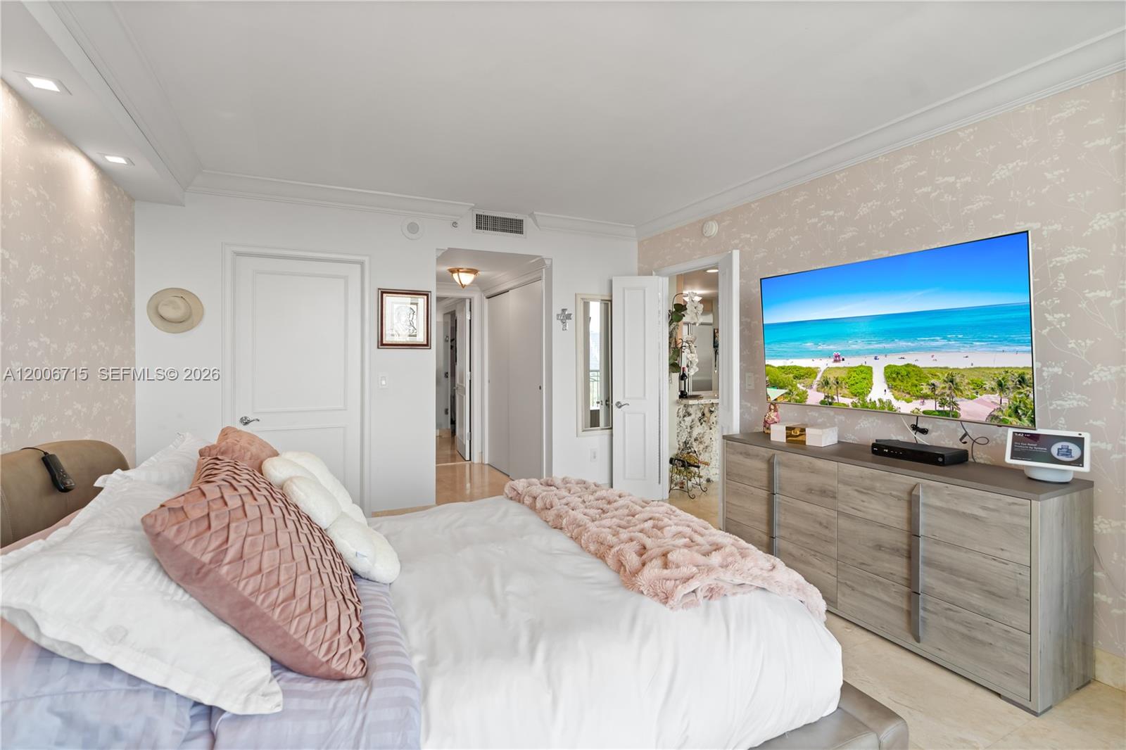 3350 SW 27th Ave #1706 Coconut Grove, FL 33133