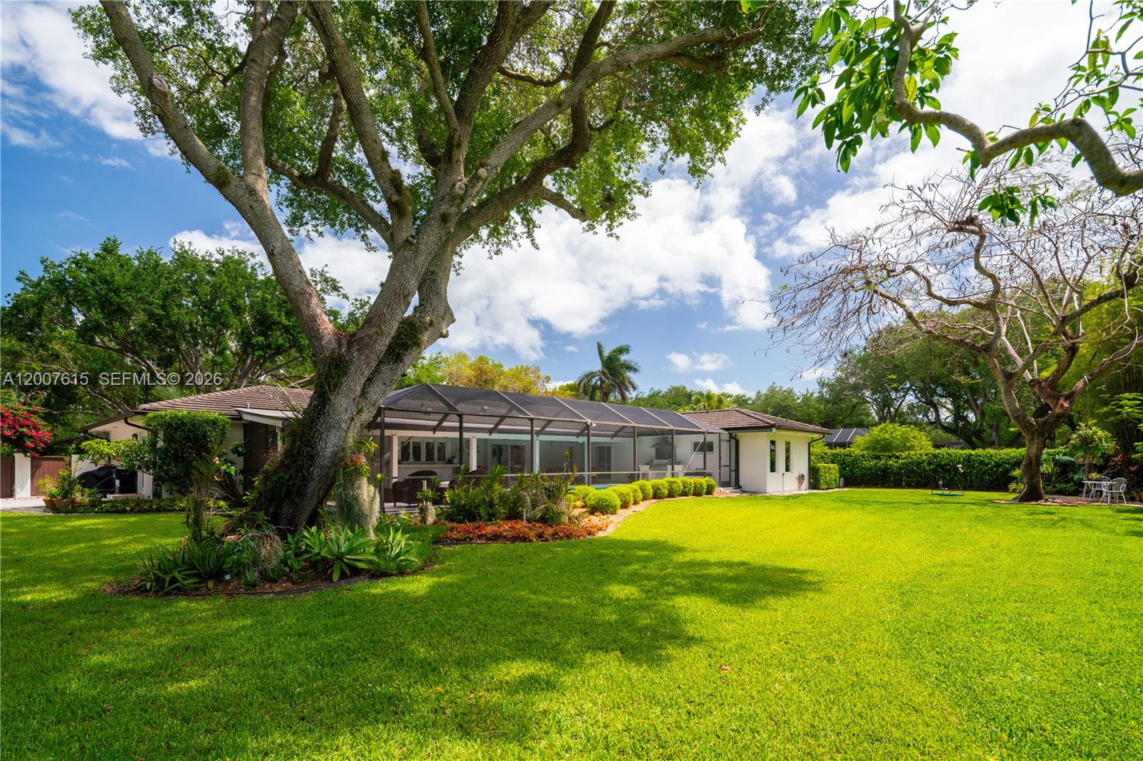 16032 SW 74th Pl Palmetto Bay, FL 33157