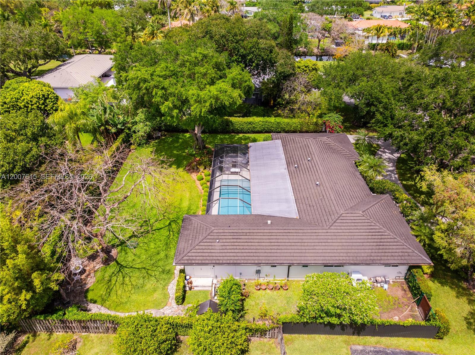 16032 SW 74th Pl Palmetto Bay, FL 33157
