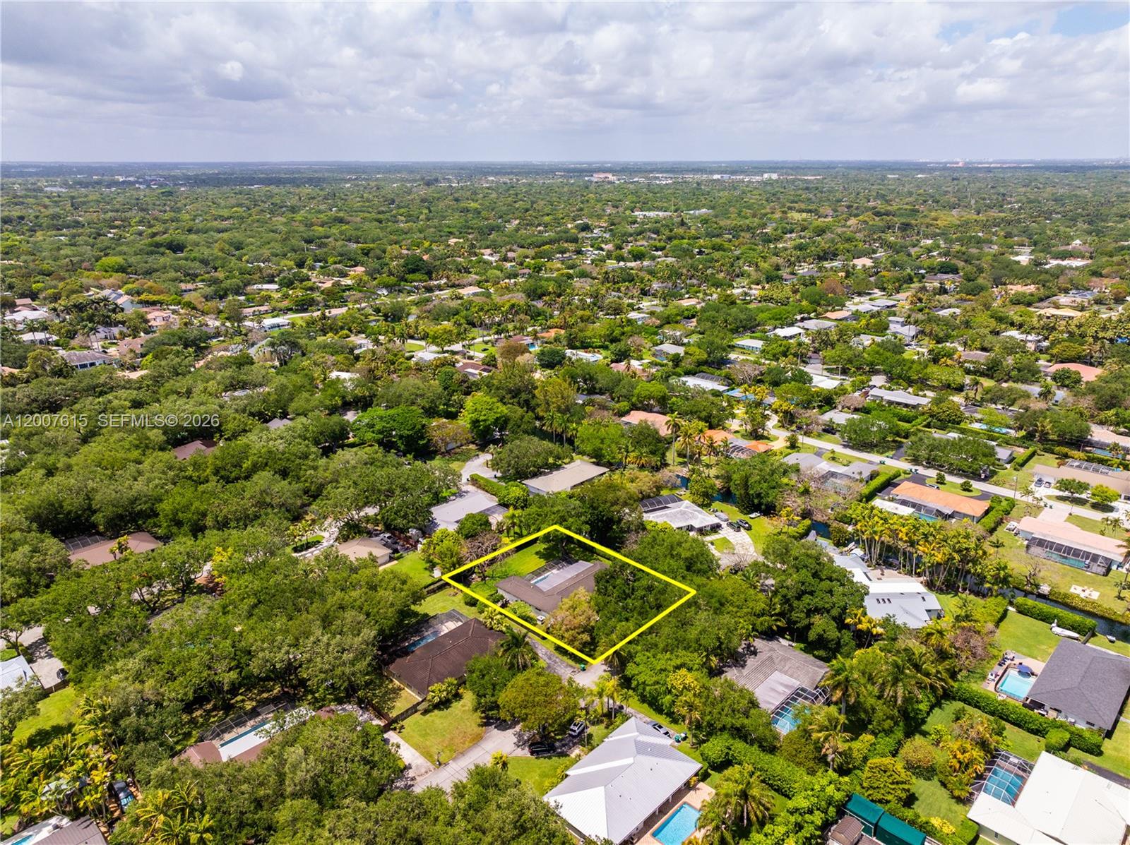 16032 SW 74th Pl Palmetto Bay, FL 33157