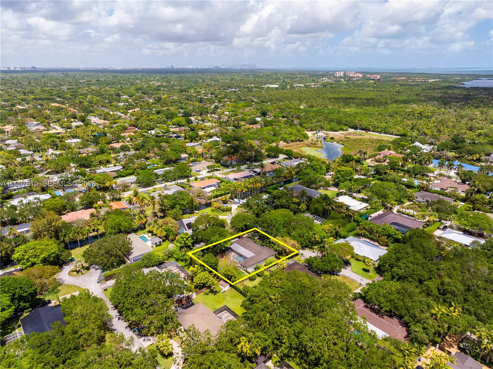 16032 SW 74th Pl Palmetto Bay, FL 33157