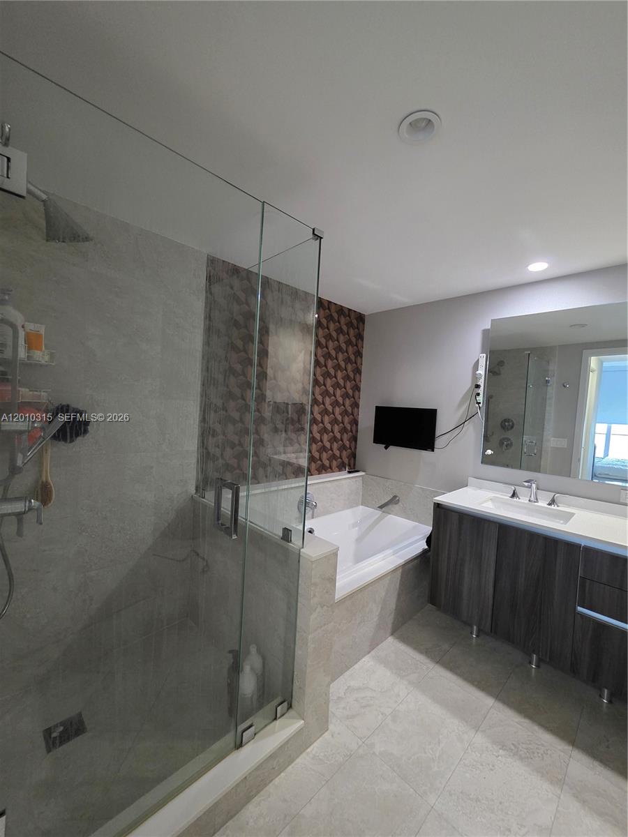 image Aria on the Bay17