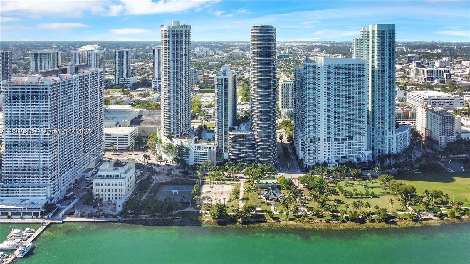 image Aria on the Bay1