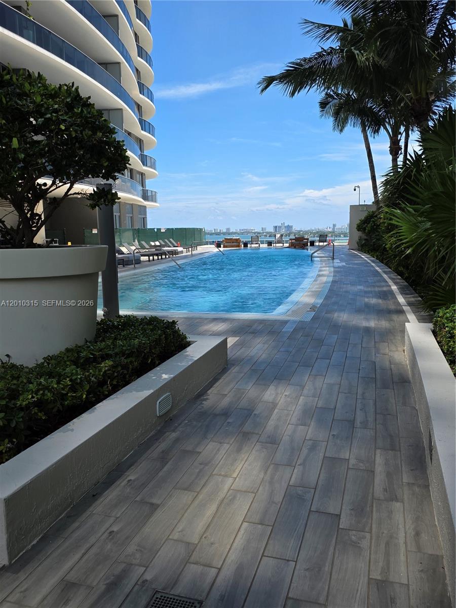 image Aria on the Bay36