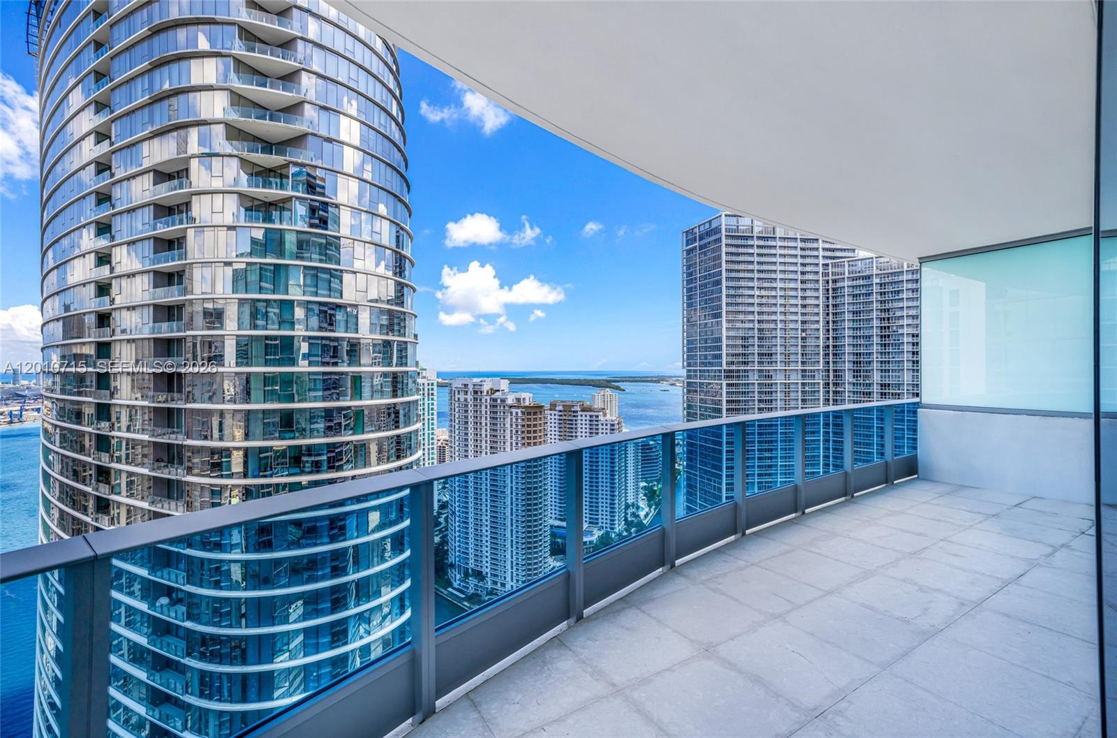 200 Biscayne Blvd Way #4401 Miami, FL 33131