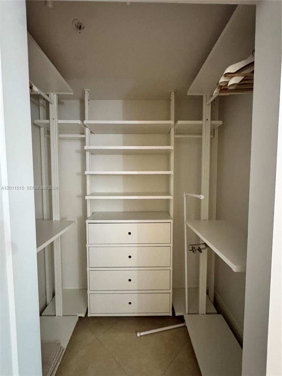 17555 Atlantic Blvd #UPH7 Sunny Isles Beach, FL 33160