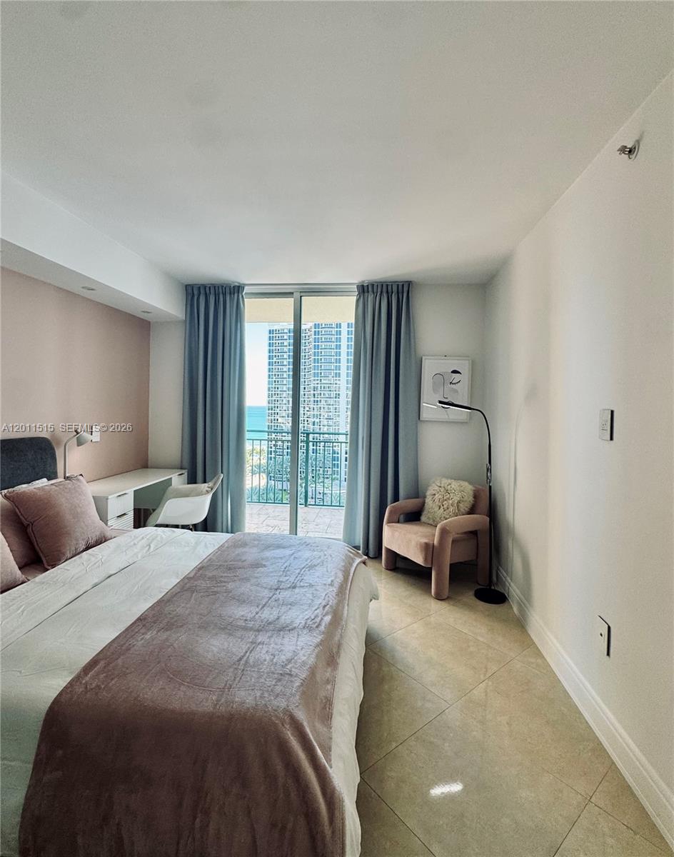 17555 Atlantic Blvd #UPH7 Sunny Isles Beach, FL 33160