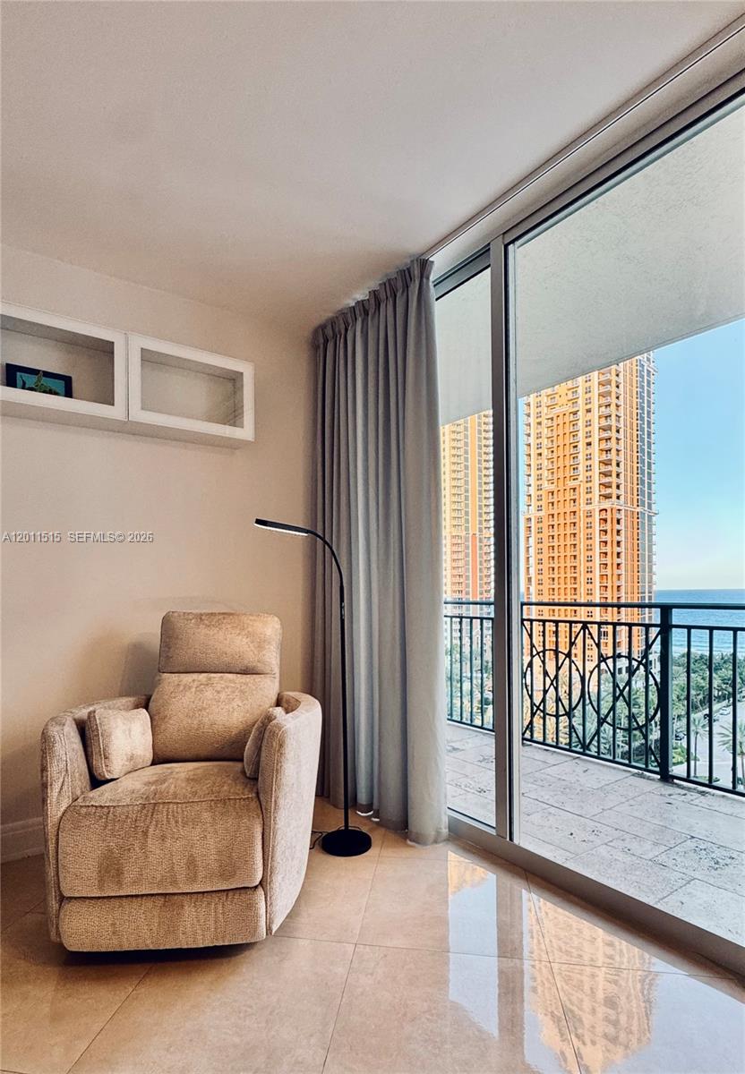 17555 Atlantic Blvd #UPH7 Sunny Isles Beach, FL 33160