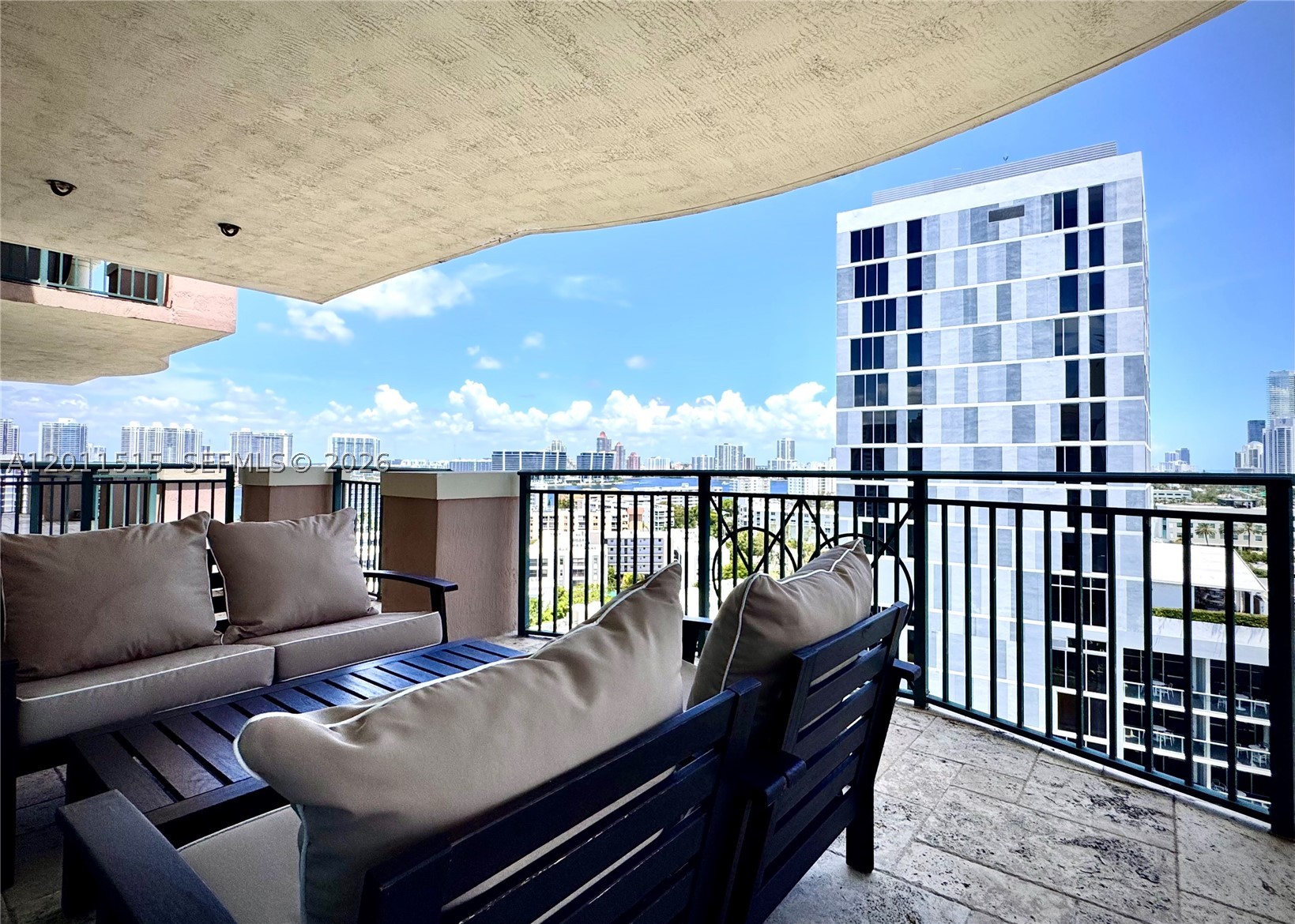 image King David Condo33