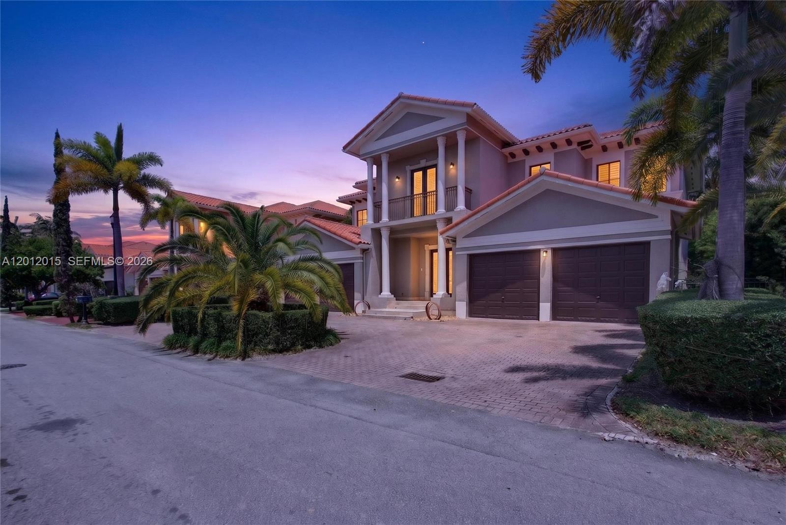 18841 SW 74th Ct Cutler Bay, FL 33157