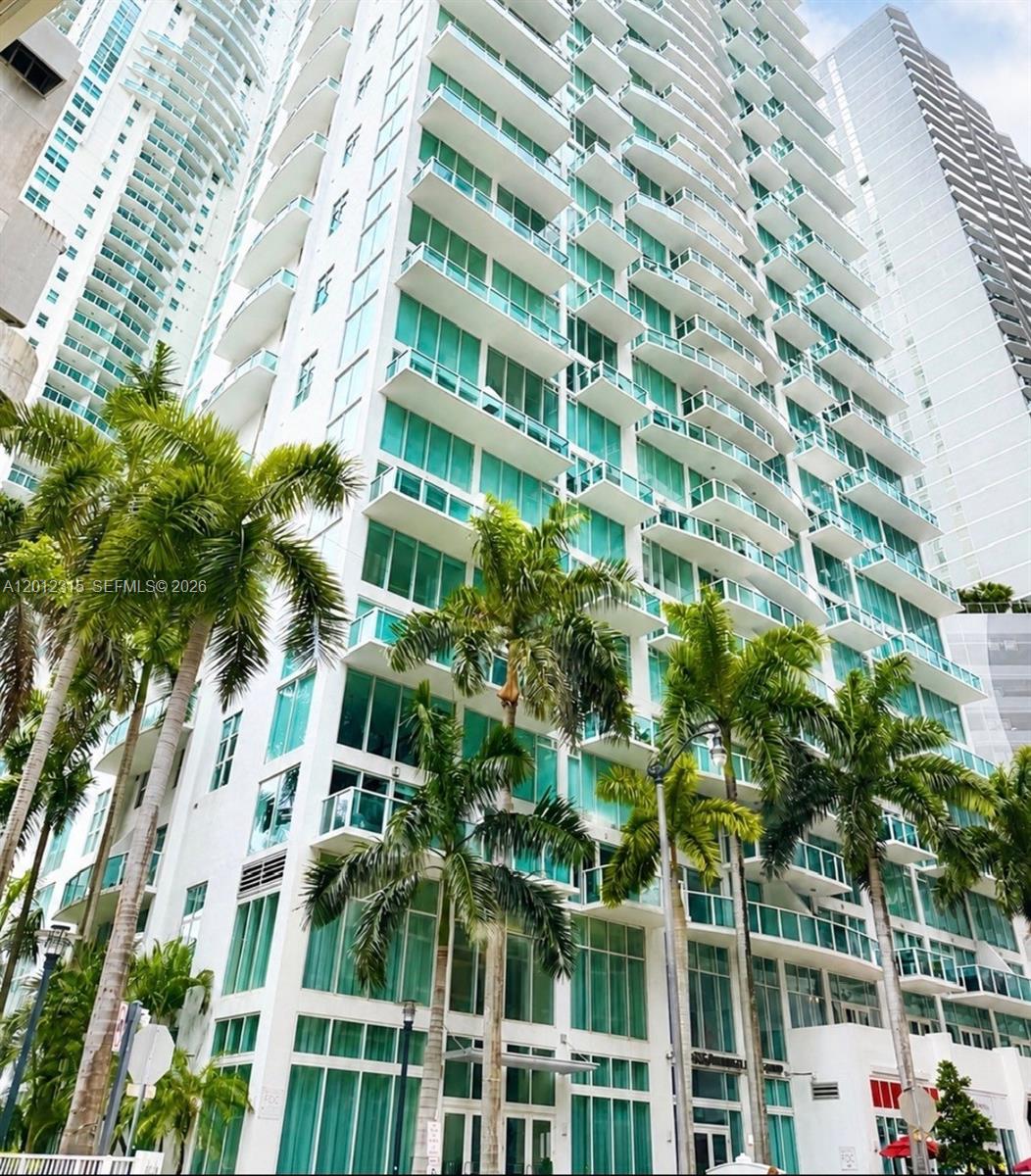 image Brickell on the River South0