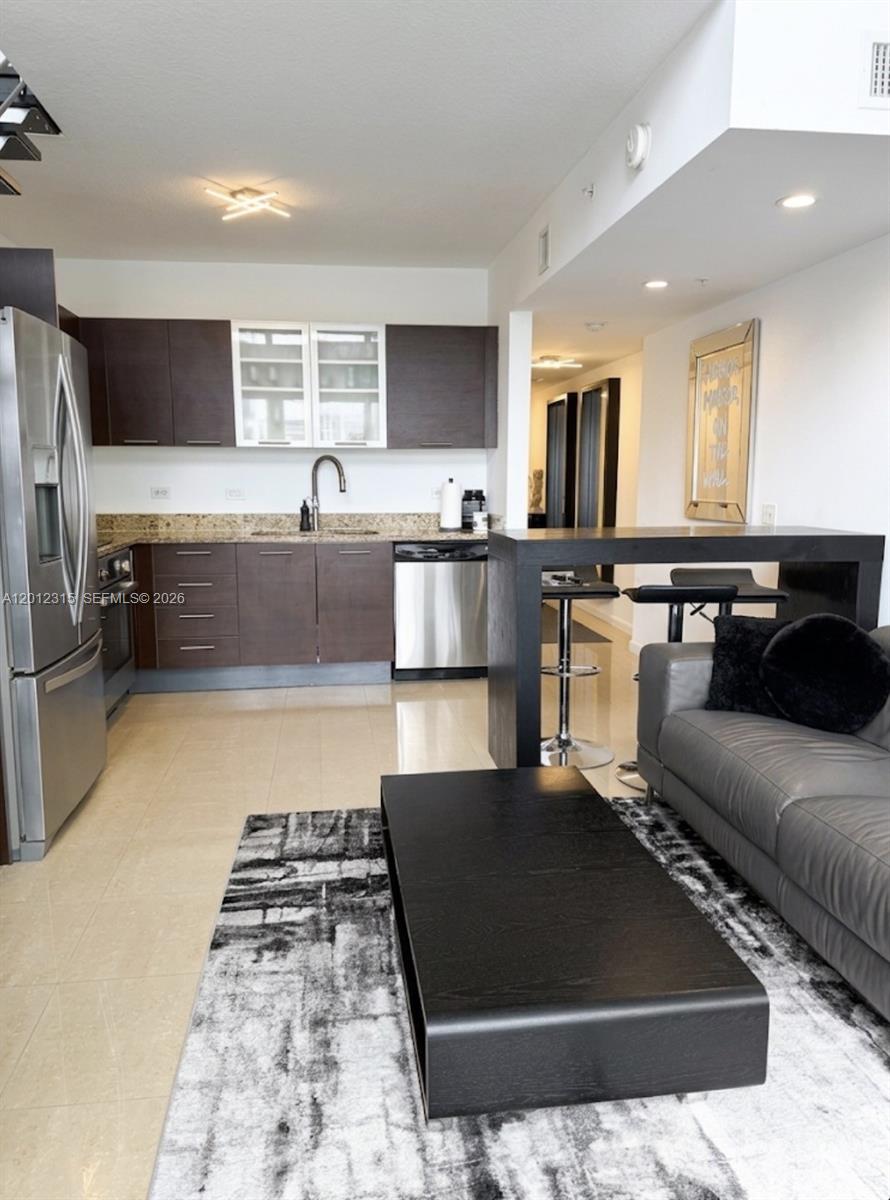 41 SE 5th St #2011 Miami, FL 33131