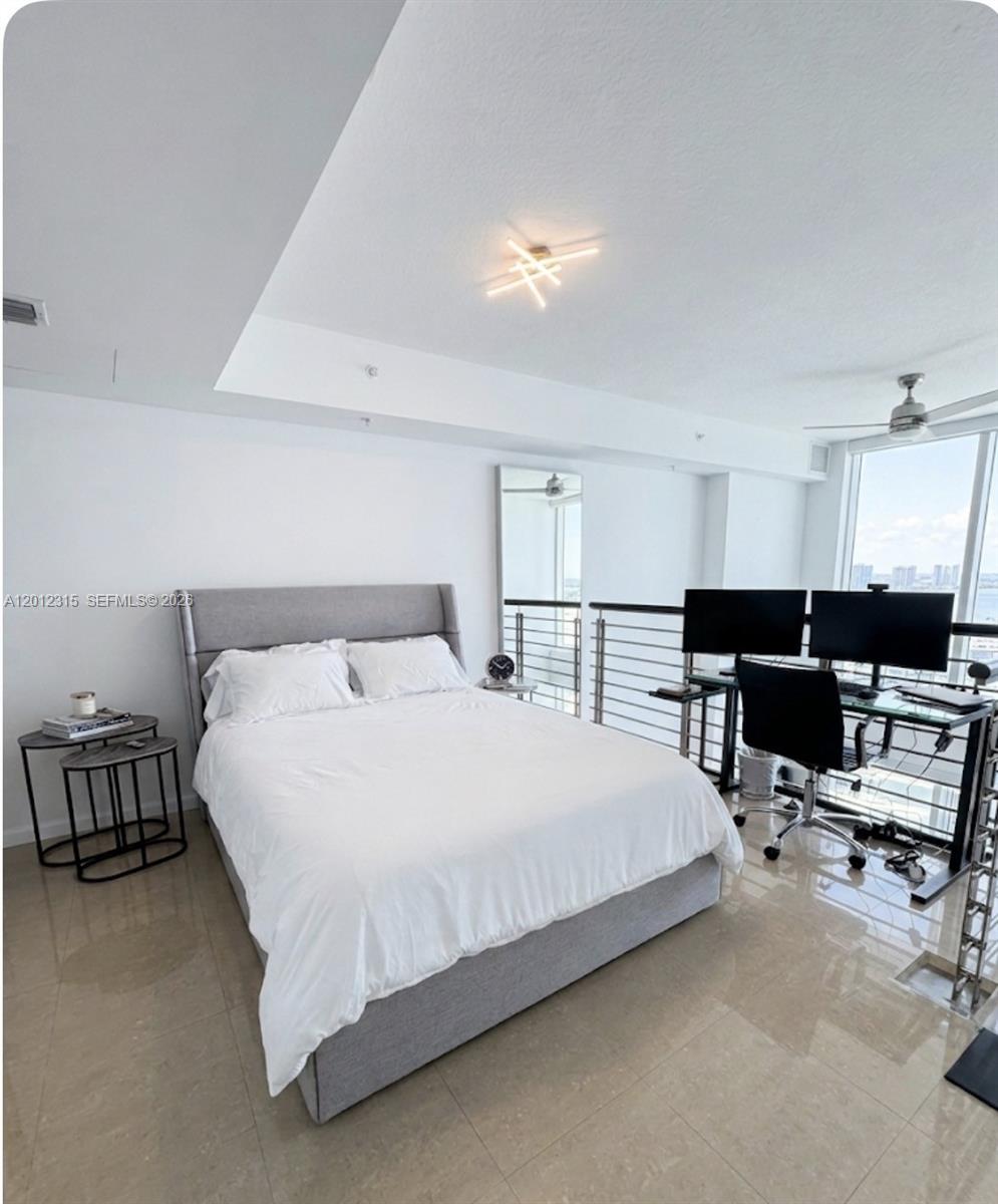41 SE 5th St #2011 Miami, FL 33131