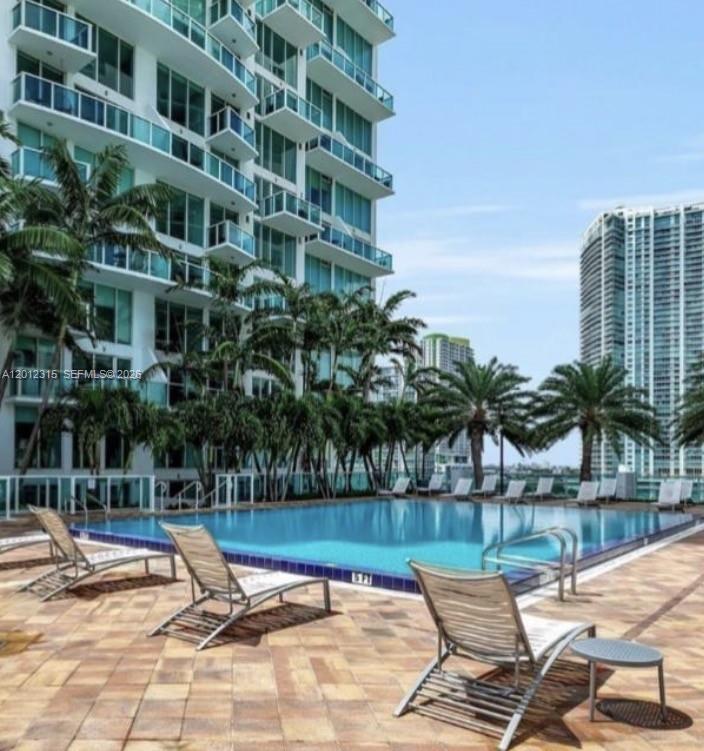 41 SE 5th St #2011 Miami, FL 33131