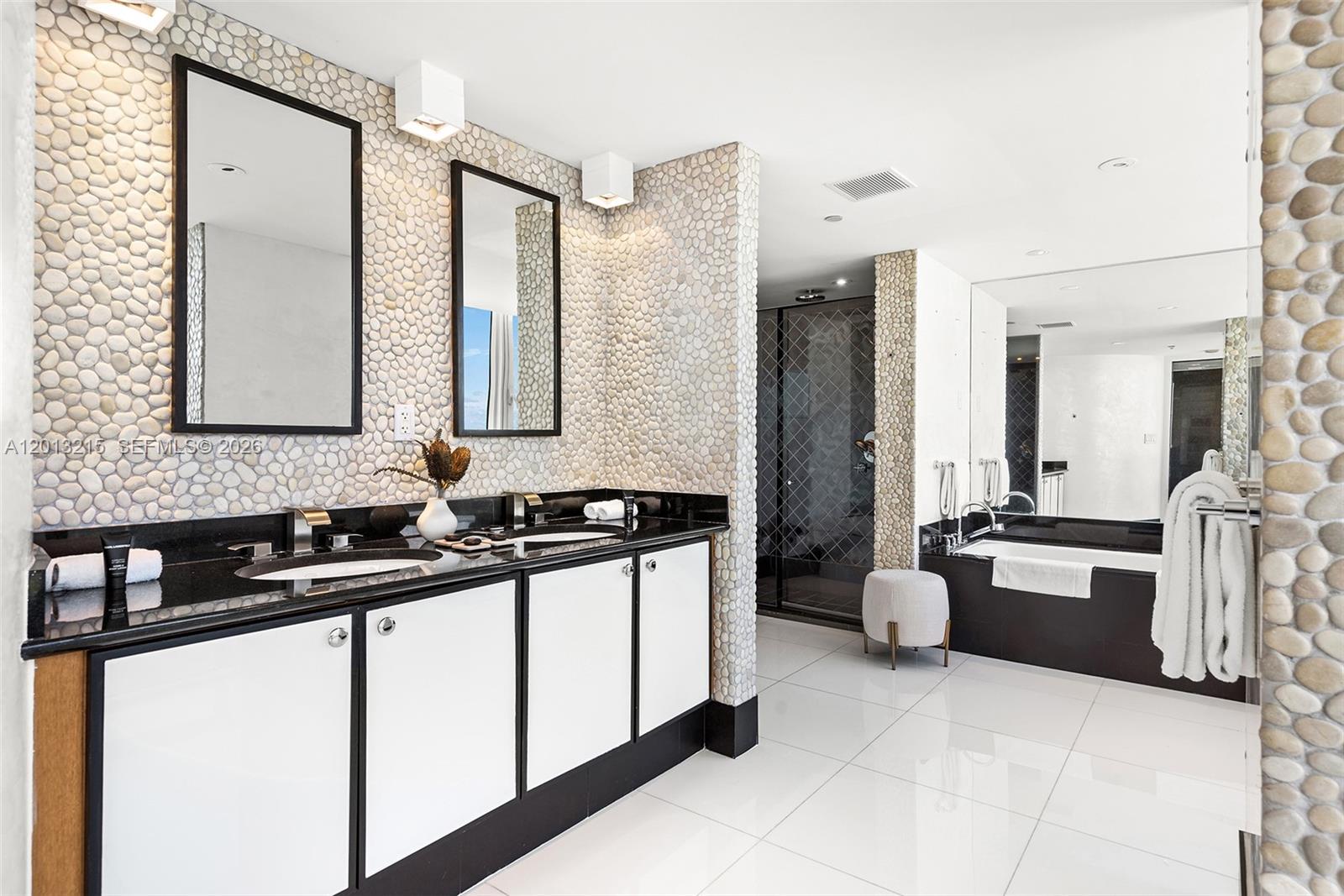 Undisclosed Address Miami Beach, FL 33139