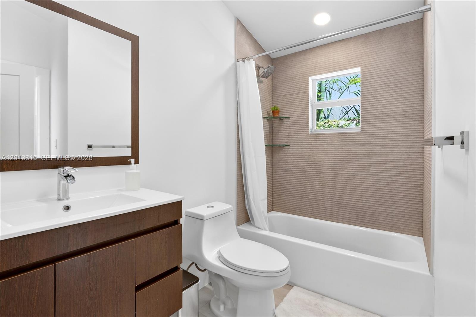 365 SW 31st Rd Miami, FL 33129