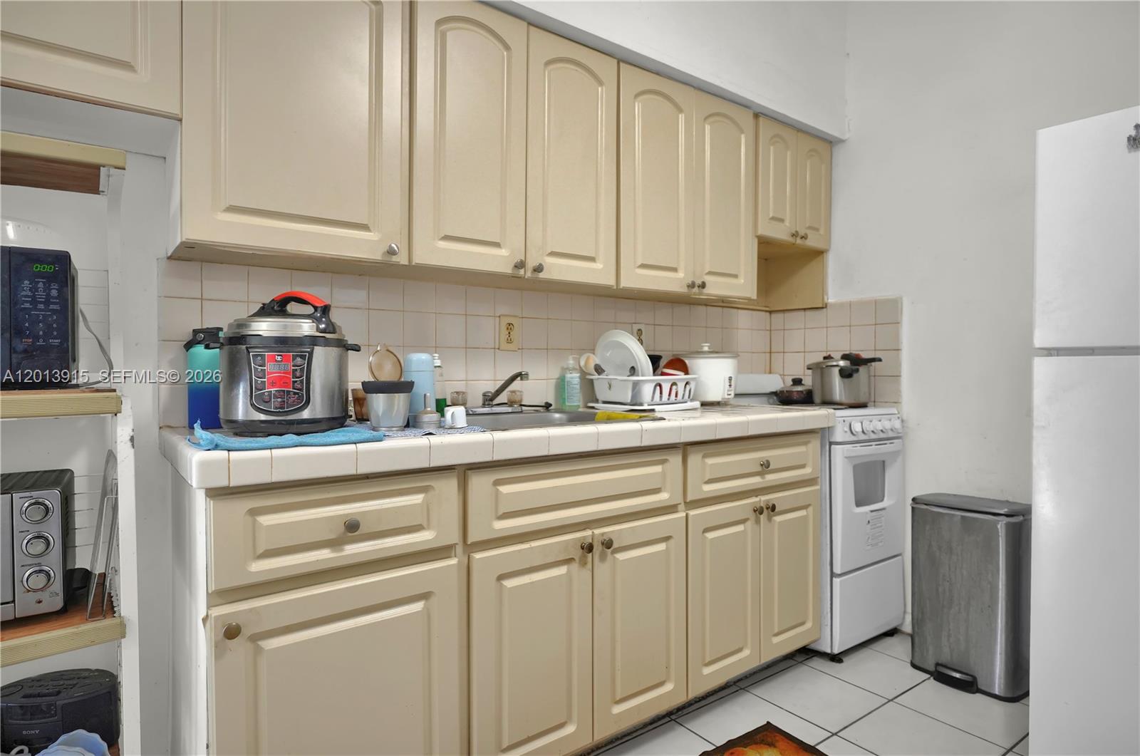 201 NW 25th Ave Miami, FL 33125
