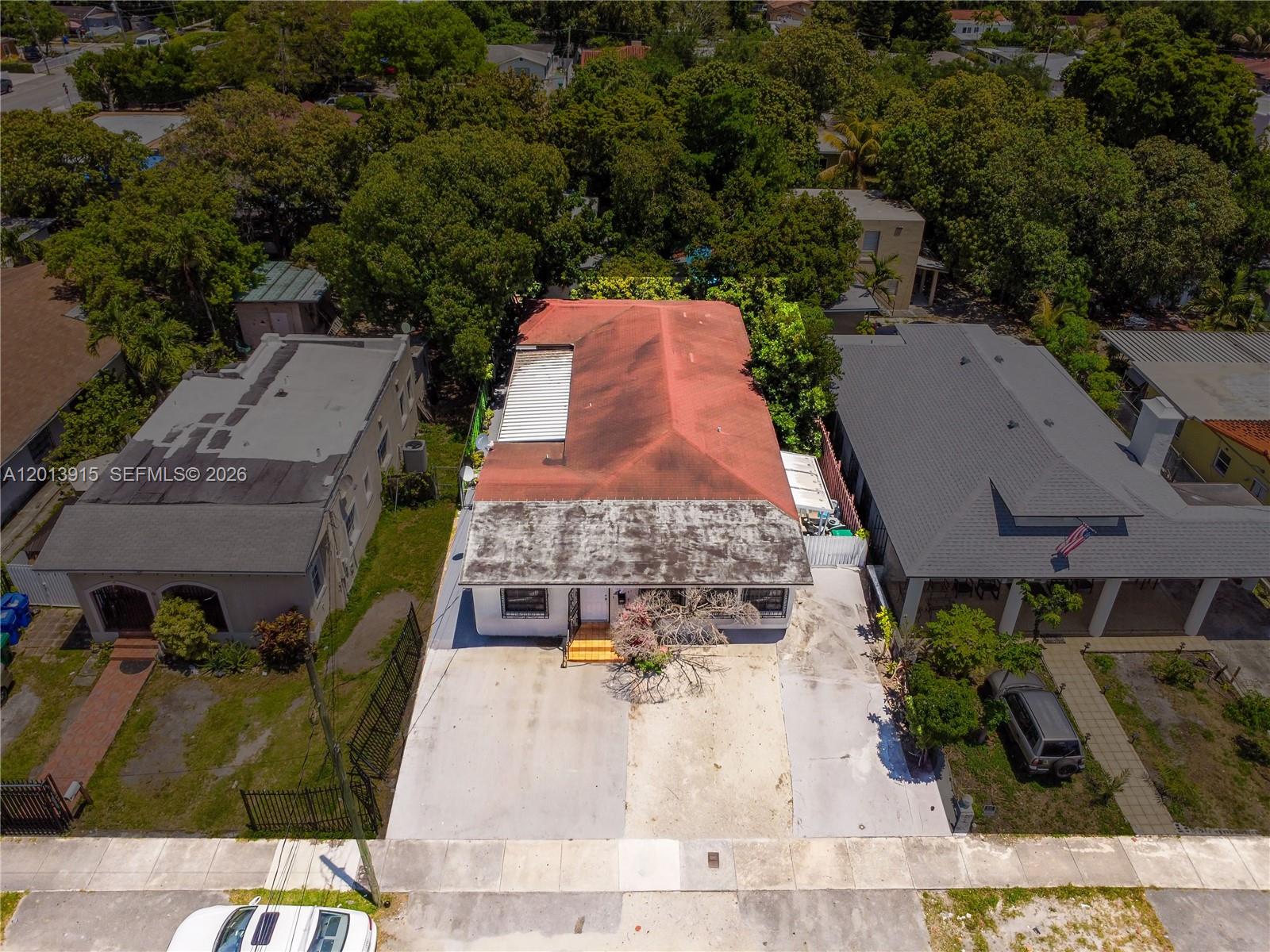 201 NW 25th Ave Miami, FL 33125