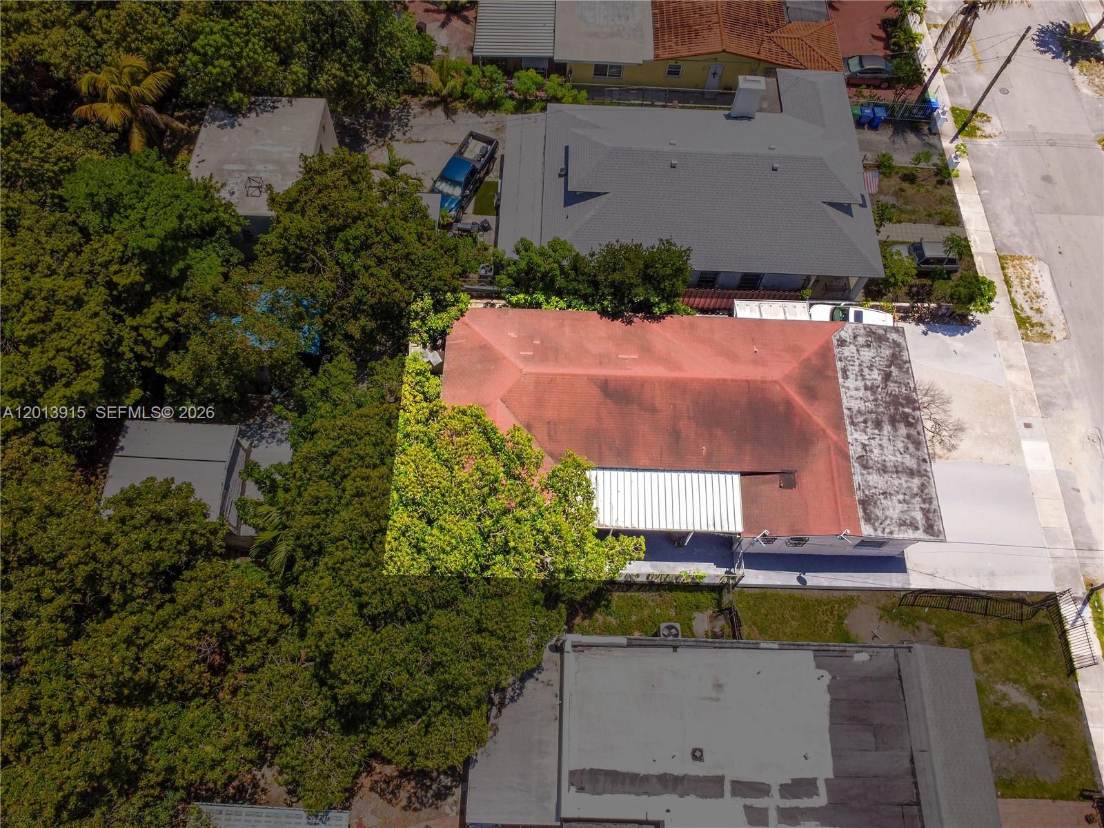 201 NW 25th Ave Miami, FL 33125
