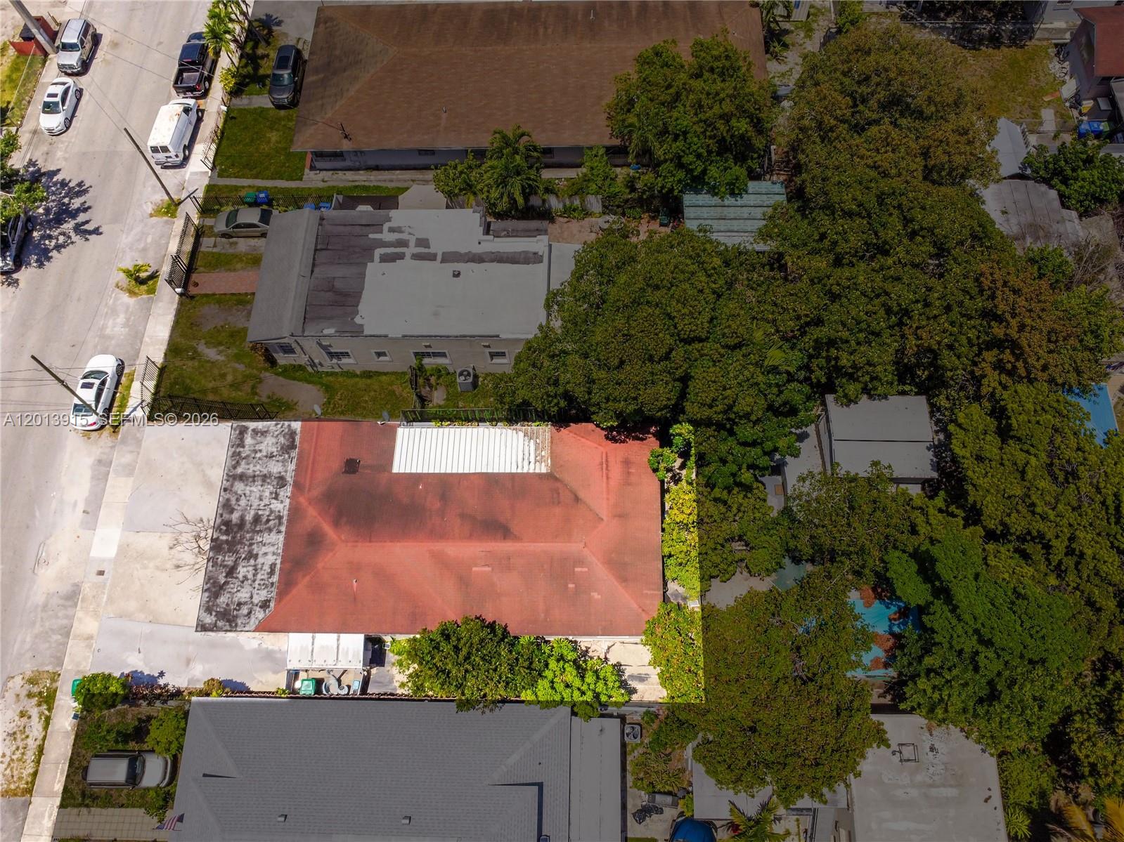201 NW 25th Ave Miami, FL 33125