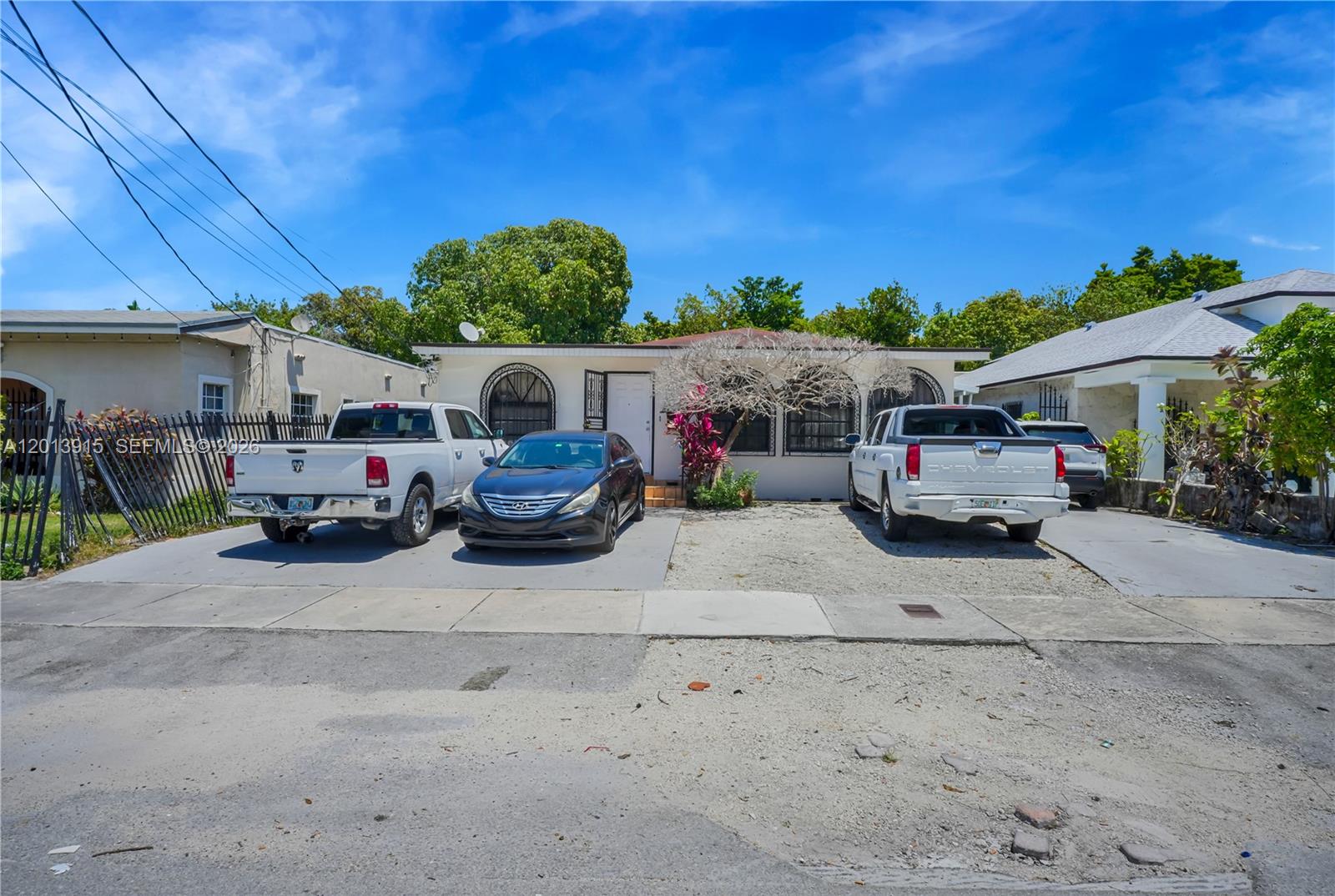 201 NW 25th Ave Miami, FL 33125